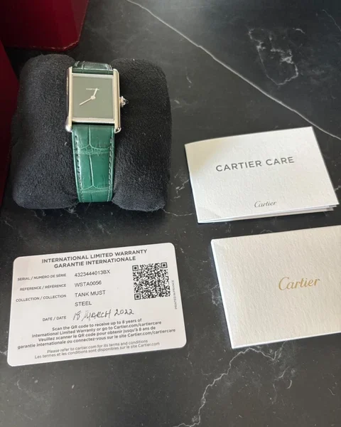 Montre cartier tank pour homme, acier inoxydable, cadran vert, 25 mm, quartz, wsta0056