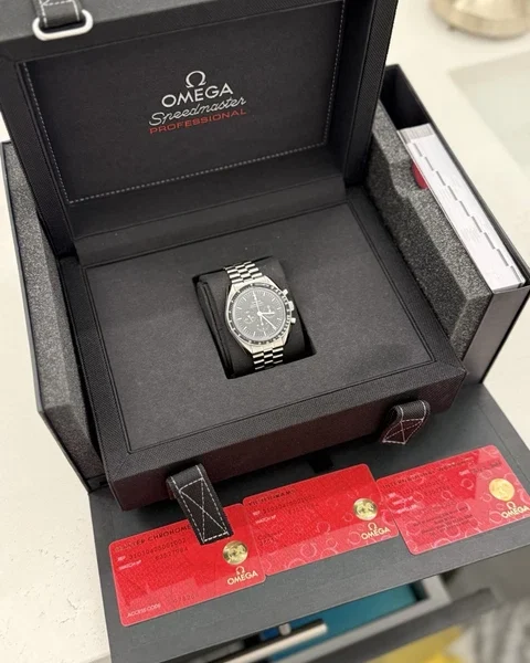 Omega speedmaster moonwatch professional 310.30.42.50.01.002