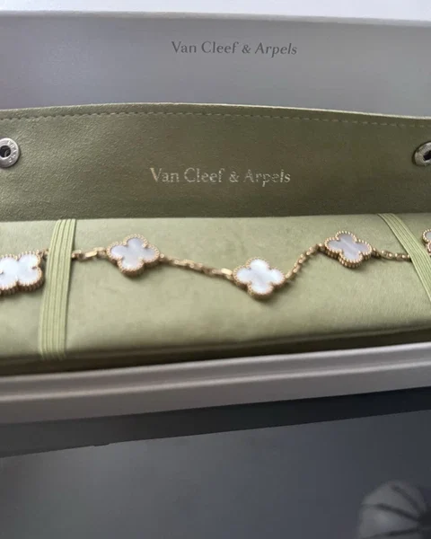 Bracelet van cleef & arpels en nacre vintage alhambra 5 motifs 19 cm